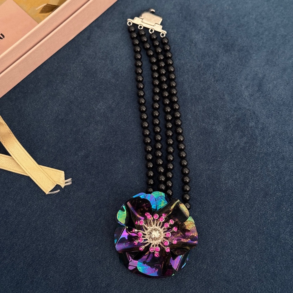 Miu Miu Iridiscent‎ Floral Crystal Bracelet - Picture 3 of 7